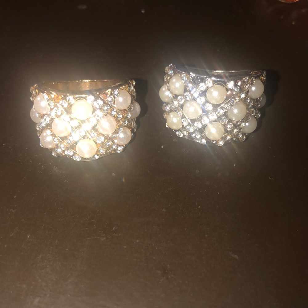 🌸2/$30 🌸Elegant  evening ring